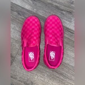 Kids hot pink on pink checkered vans size 1.5